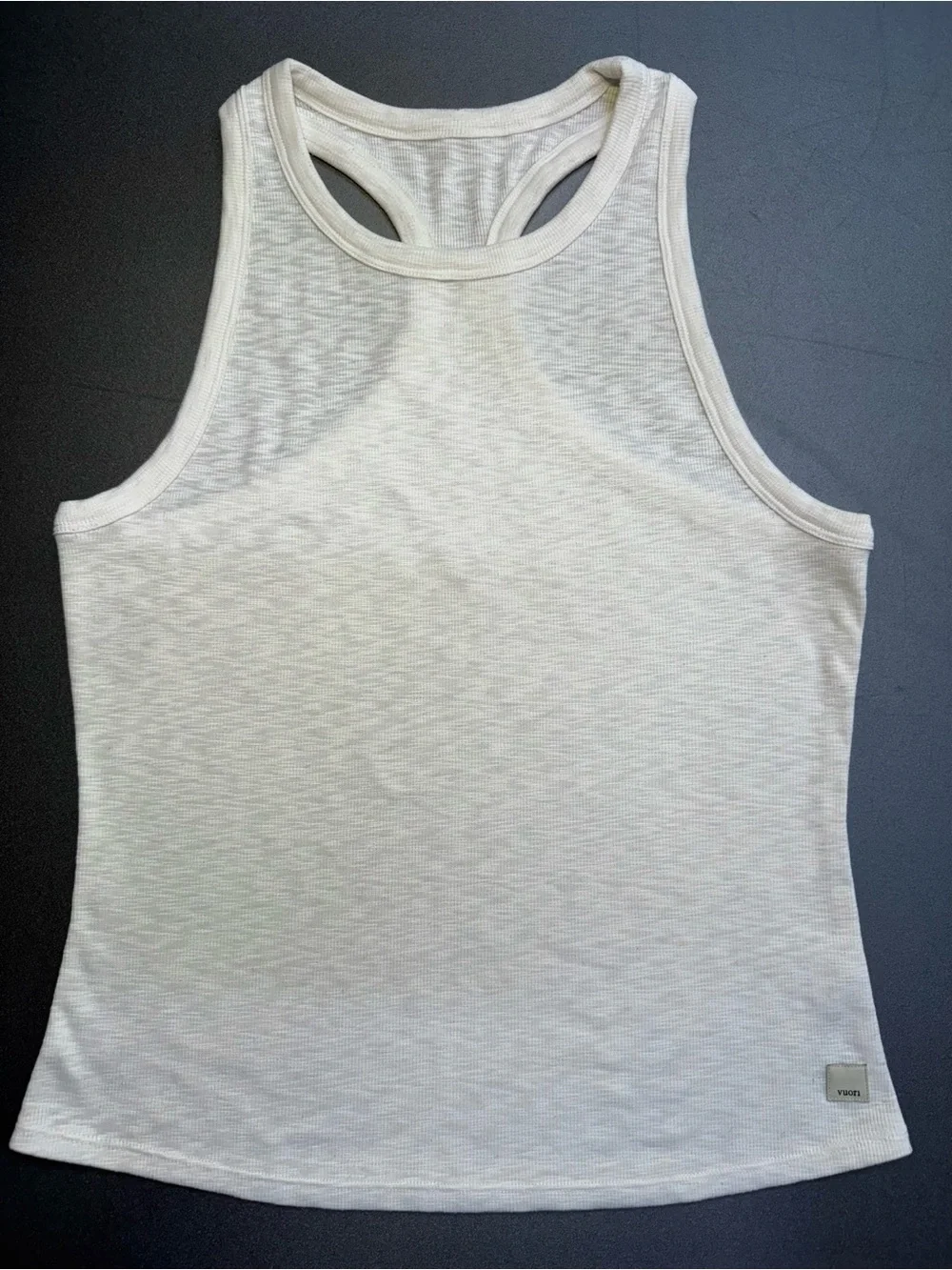 Vuori Sunrise High Neck Racerback Tank Top Size L White Heather